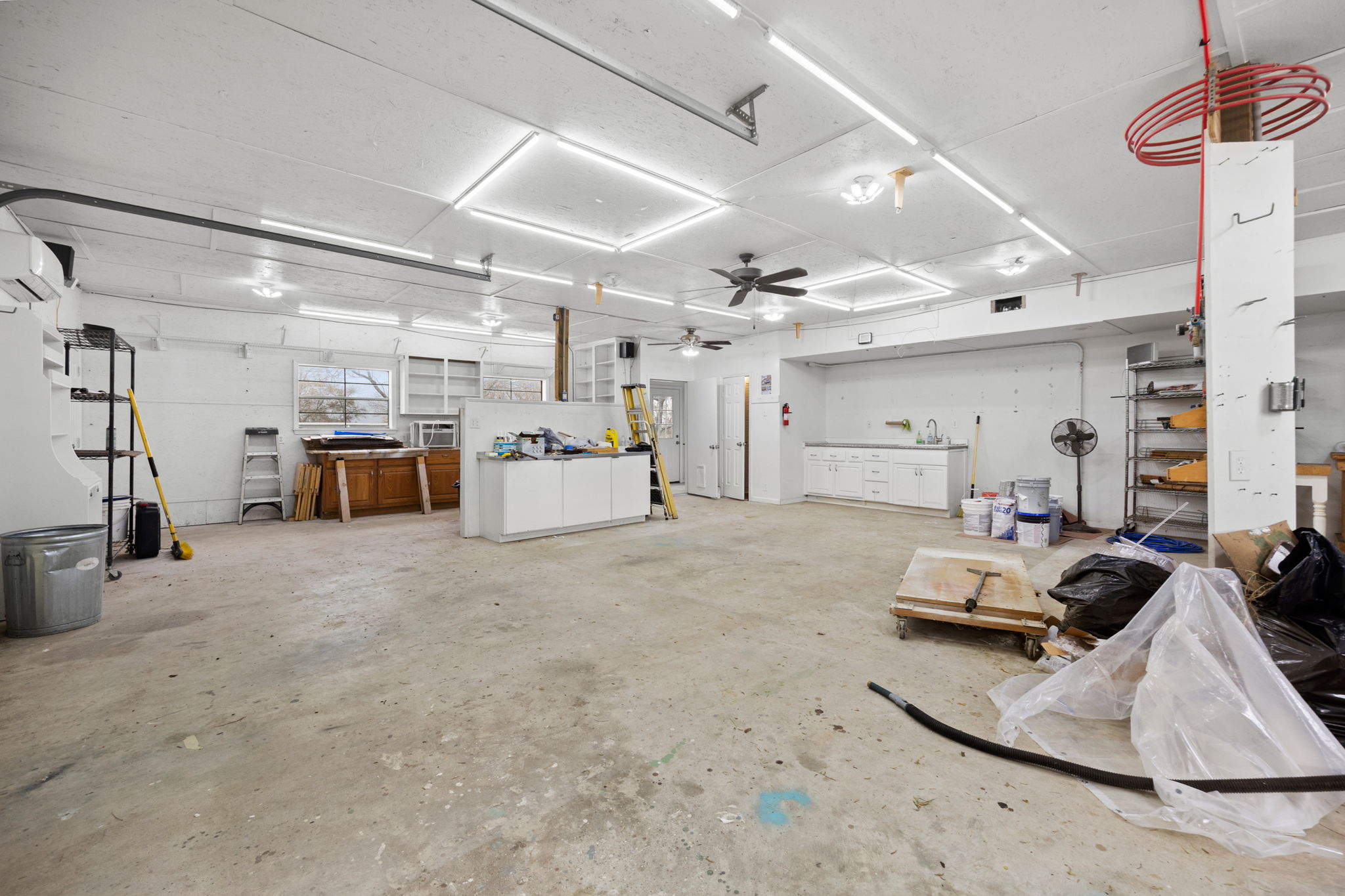 610 Eastview Drive Georgetown, TX 78626 - Photo 11 of 39