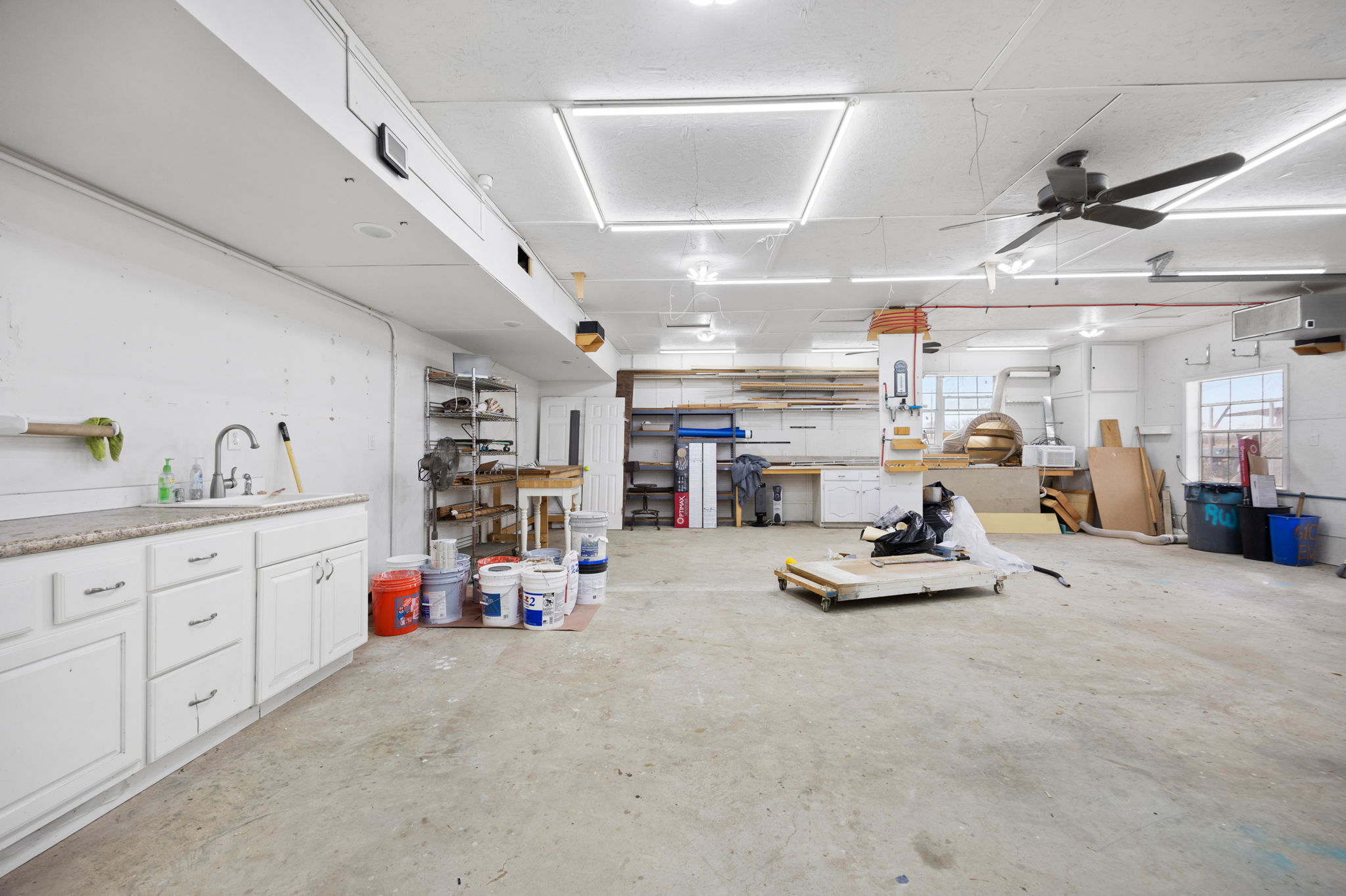 610 Eastview Drive Georgetown, TX 78626 - Photo 9 of 39