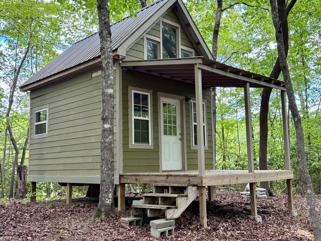 431 Needham Road Pilot Mountain, NC 27041 - Photo 25 of 43 Gallery Image 25