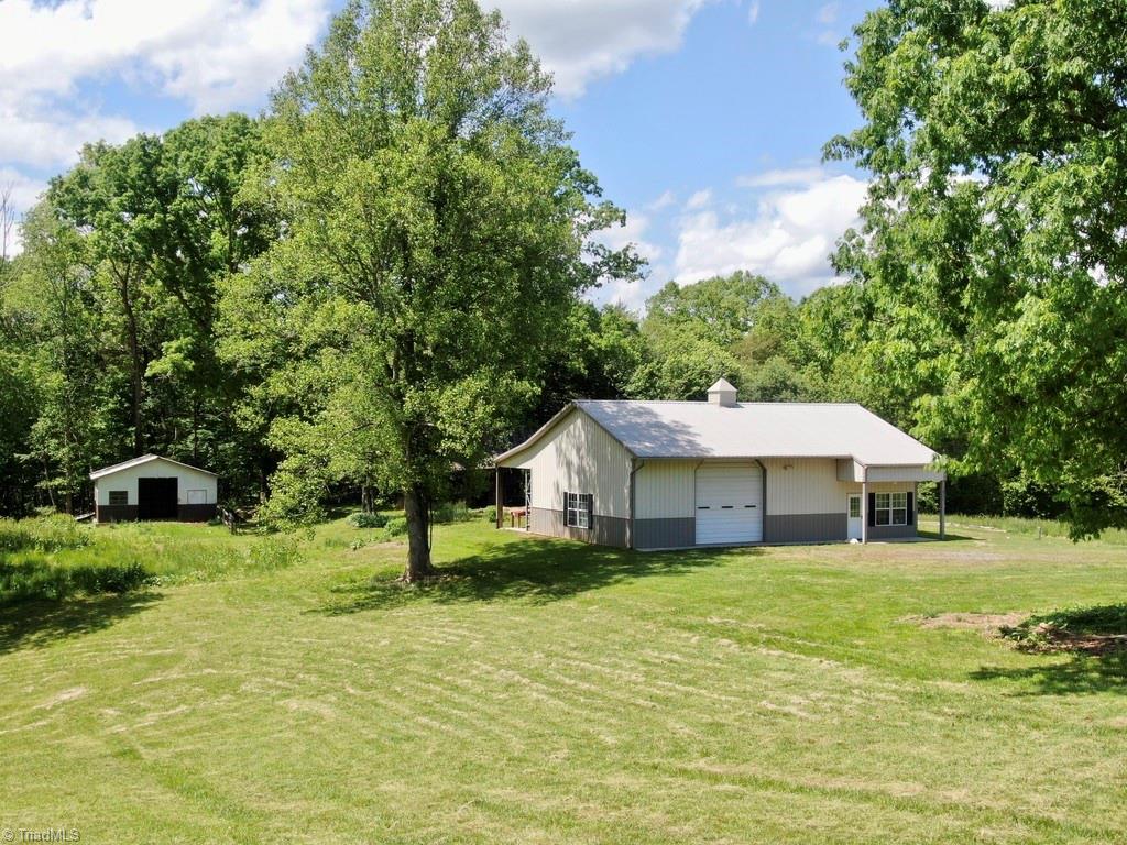 431 Needham Road Pilot Mountain, NC 27041 - Photo 29 of 43 Gallery Image 29