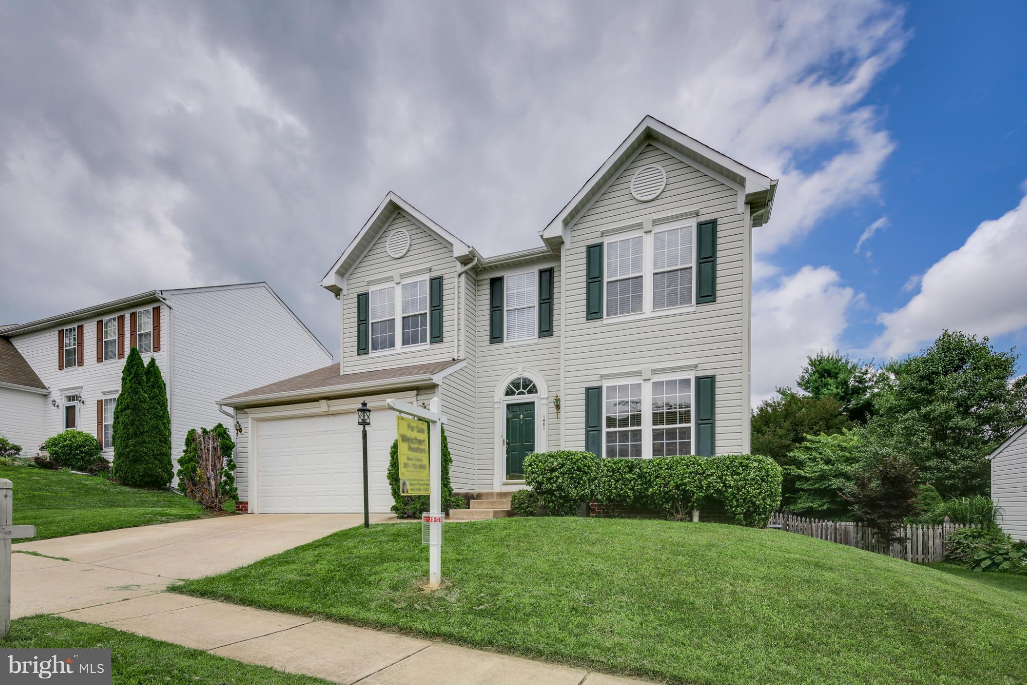 1401 Crossbow Road Mount Airy, MD 21771 - Photo 2 of 22 Exterior (Front)