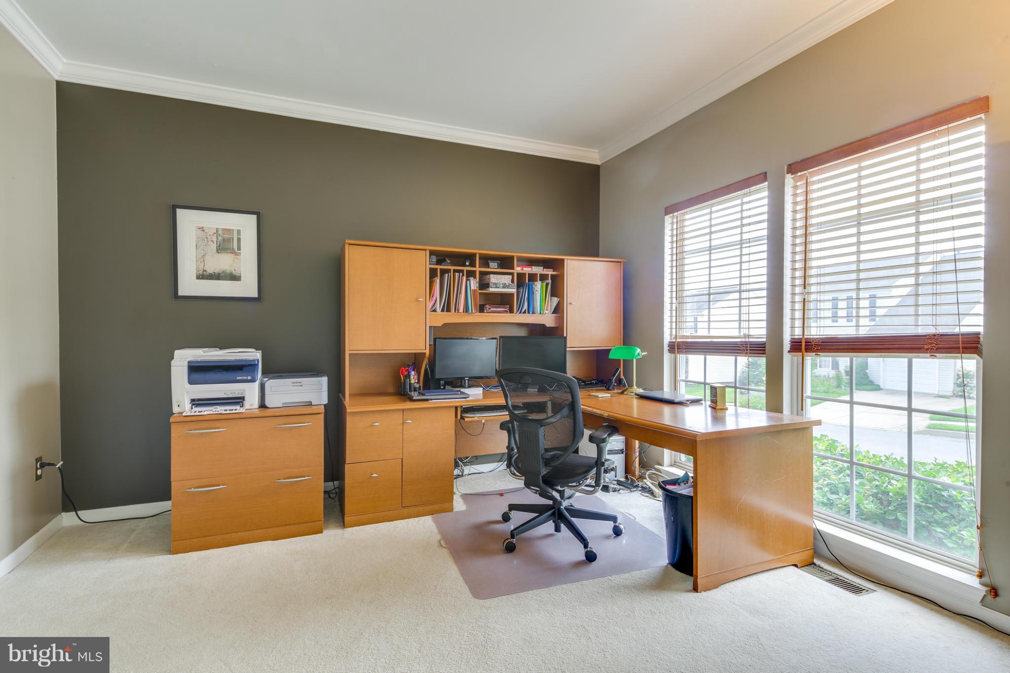 1401 Crossbow Road Mount Airy, MD 21771 - Photo 3 of 22 Library/Office