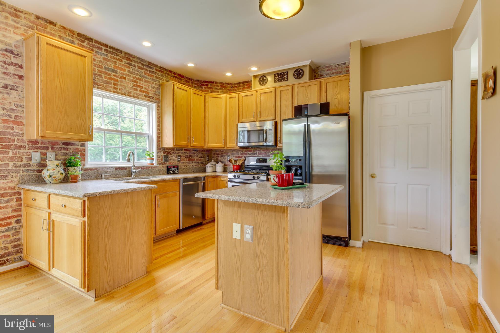 1401 Crossbow Road Mount Airy, MD 21771 - Photo 6 of 22 Kitchen