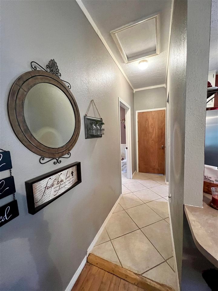 724 Maple Street Perry, OK 73077 - Photo 13 of 27 Gallery Image 13