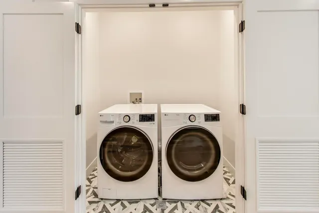a view of washer and dryer