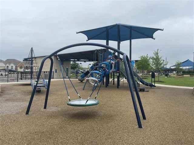 a view of a garden with an outdoor space