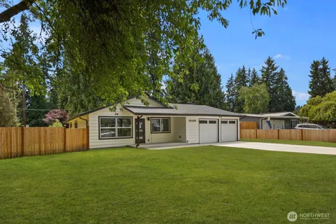 $999,999 | 10459 Northeast 142nd Street, Kirkland, WA 98034