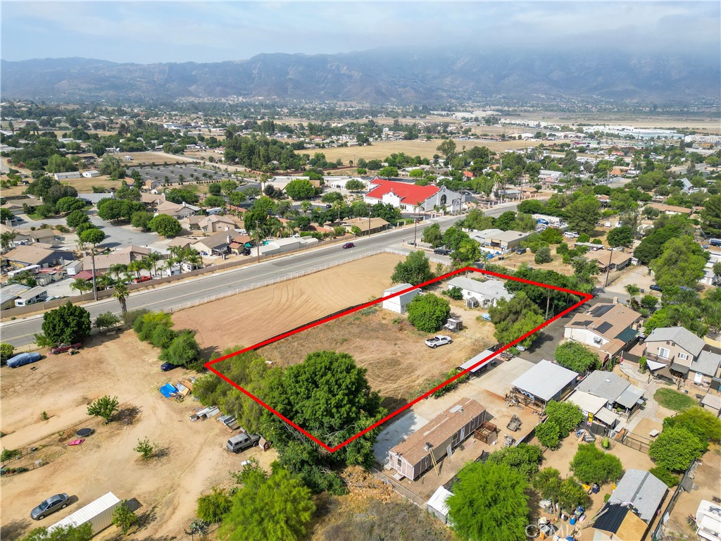 33462 Loquat Street Wildomar, CA 92595 - Photo 40 of 41 an aerial view of residential houses with outdoor space