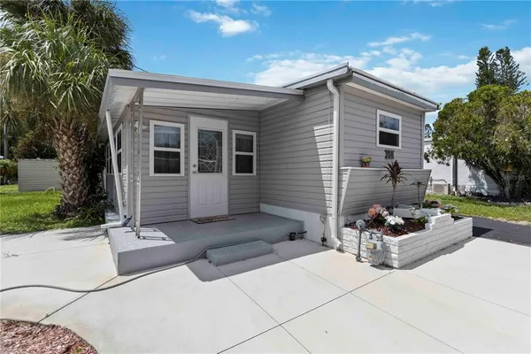 $137,000 | 1100 University Parkway, Unit 54, Sarasota, FL 34234