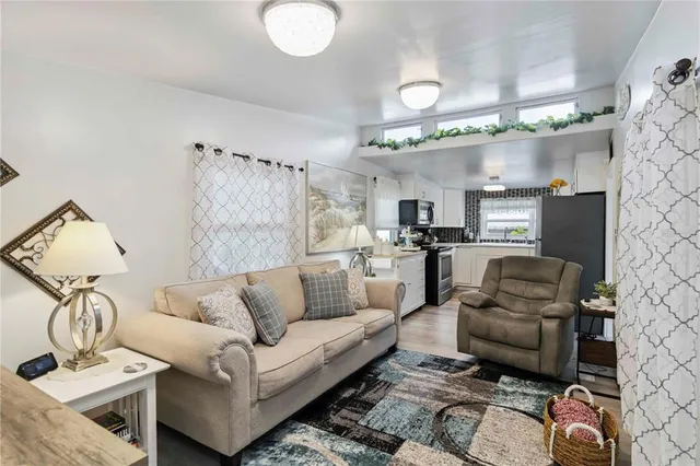 $145,000 | 1100 University Parkway, Unit 54, Sarasota, FL 34234