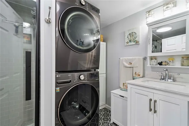 $145,000 | 1100 University Parkway, Unit 54, Sarasota, FL 34234