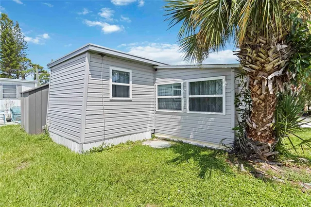 $145,000 | 1100 University Parkway, Unit 54, Sarasota, FL 34234
