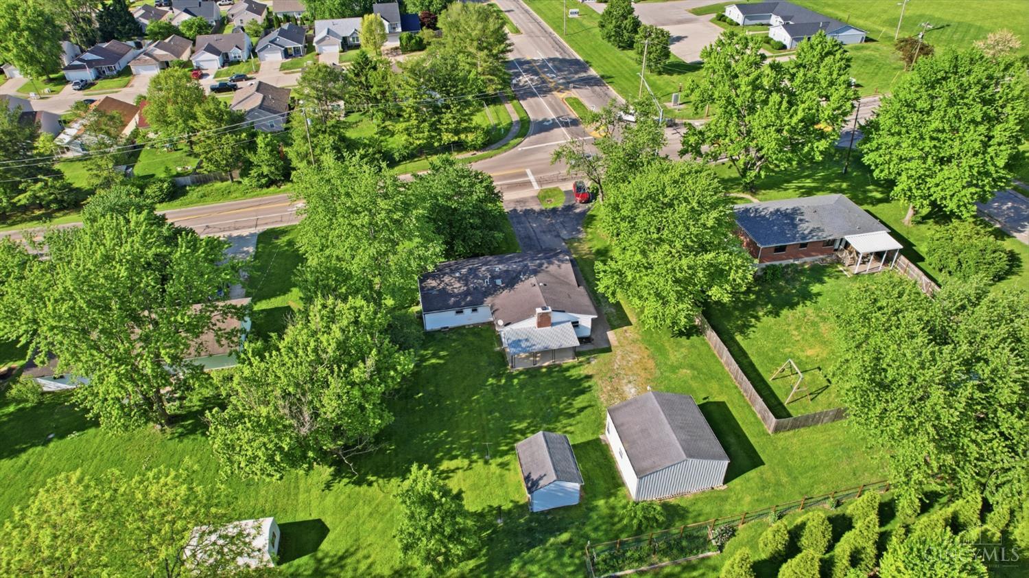 6473 Hendrickson Road Middletown, OH 45044 - Photo 40 of 42