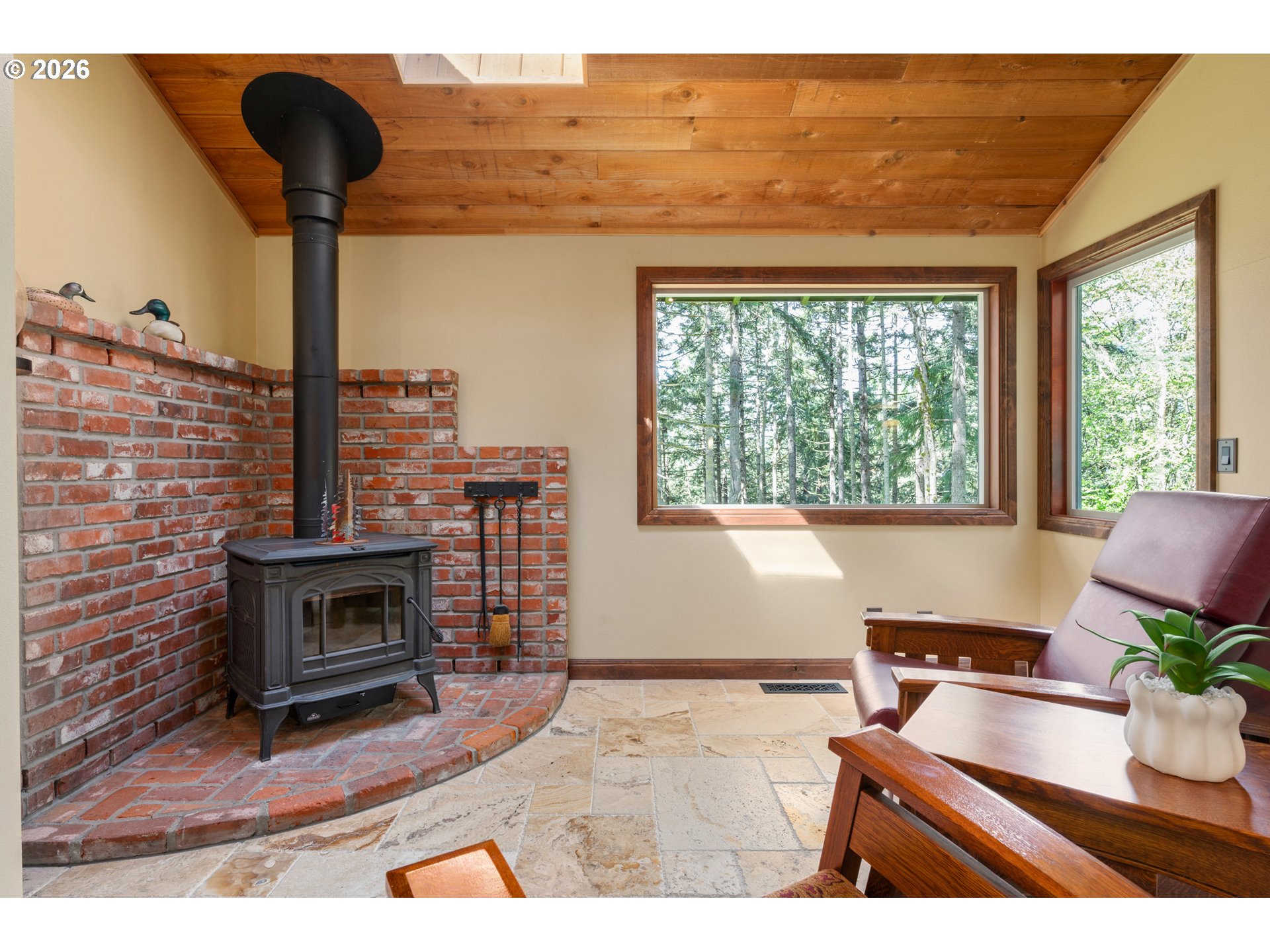 4330 North Shasta Loop Eugene, OR 97405 - Photo 17 of 48