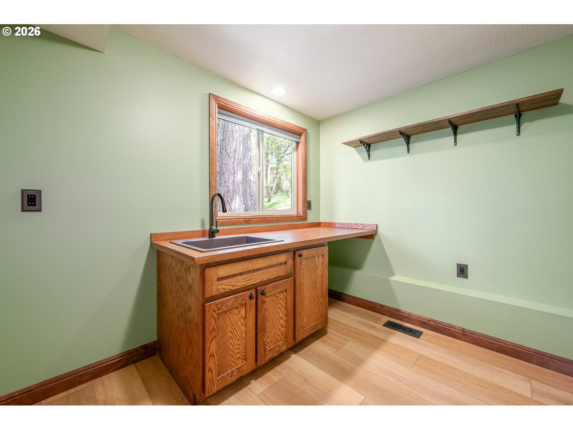 4330 North Shasta Loop Eugene, OR 97405 - Photo 23 of 48