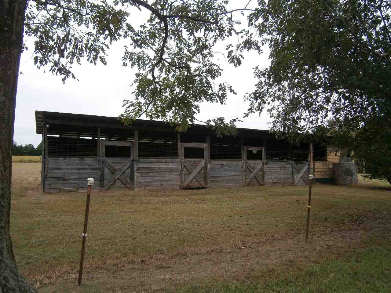 1122 Packing Plant Road Smithfield, NC 27577 - Photo 22 of 24 Horse Barn