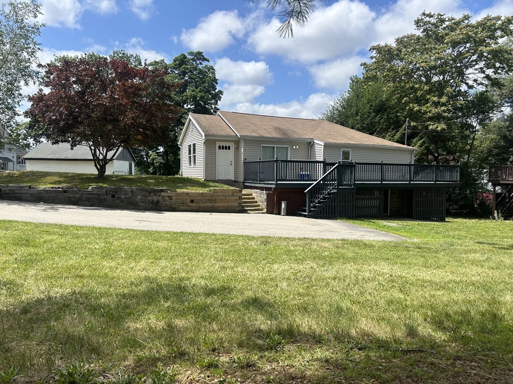 141 Sunderland Road Worcester, MA 01604 - Photo 1 of 20 Gallery Image 1