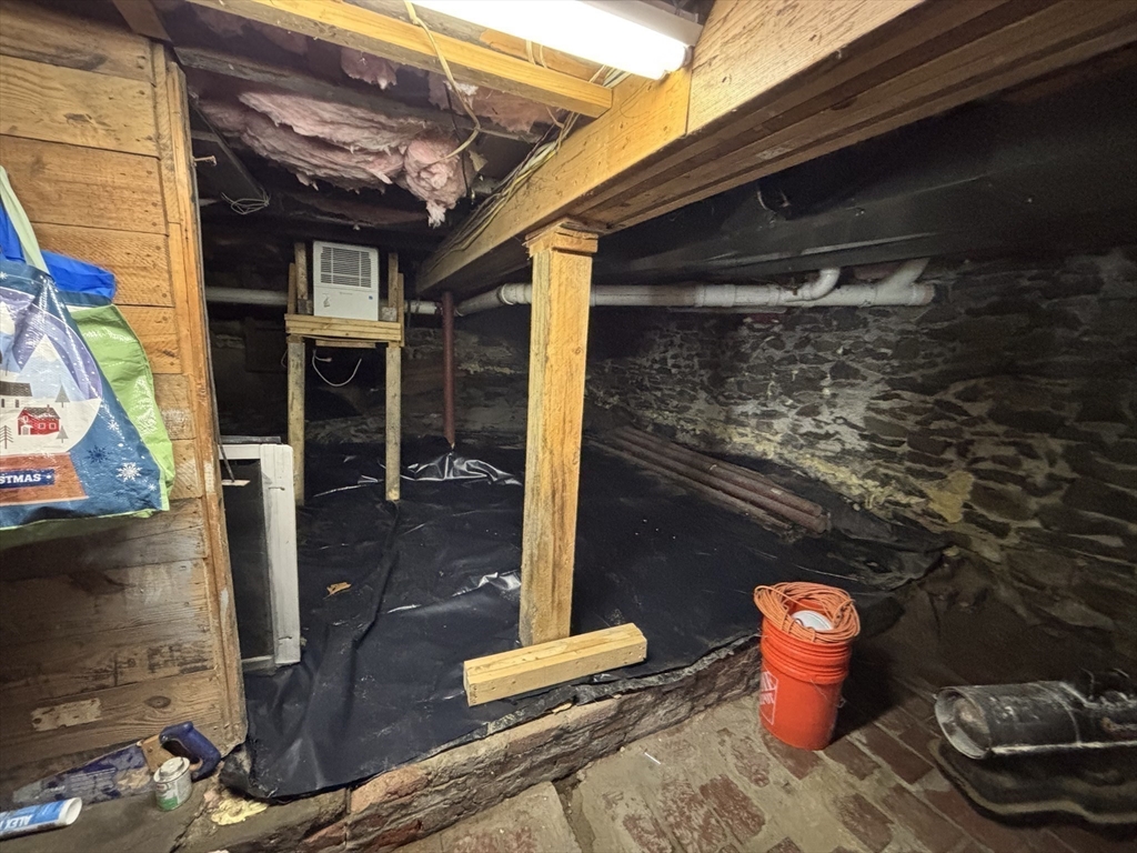 141 Sunderland Road Worcester, MA 01604 - Photo 20 of 20 Gallery Image 20