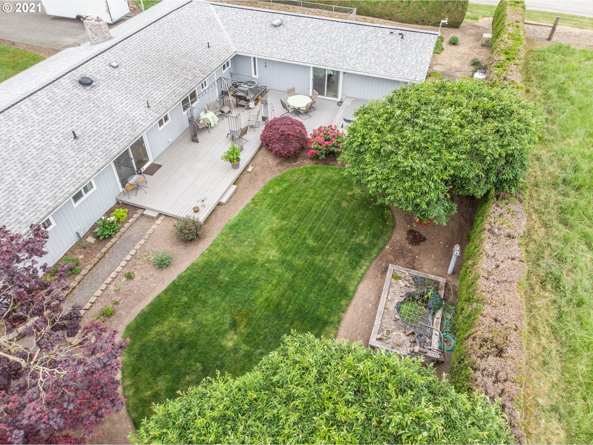 9657 South Kraxberger Road Canby, OR 97013 - Photo 29 of 32 a view of yard with green space