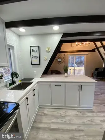 a view of utility room