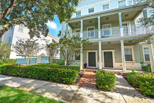 $520,000 | 185 Indian Creek Parkway, Unit 101, Jupiter, FL 33458