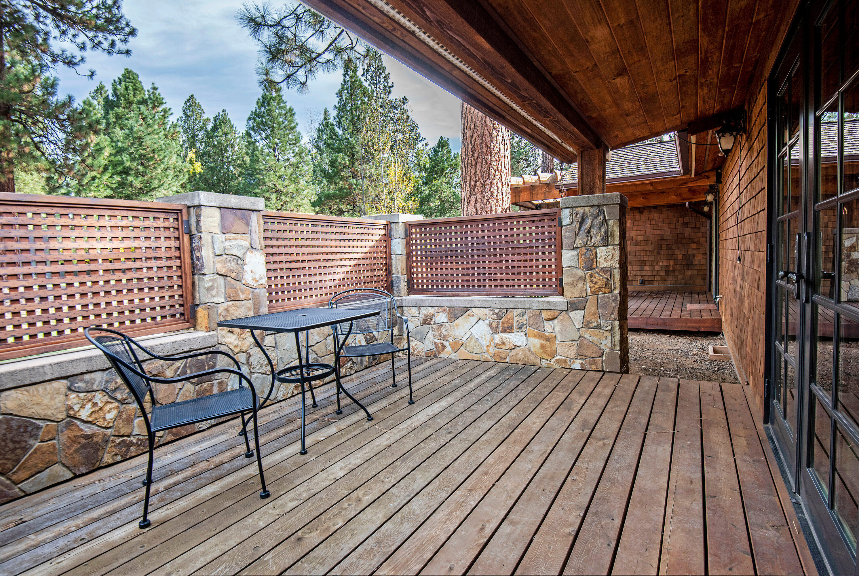 14402 Crossroads Loop Sisters, OR 97759 - Photo 24 of 50 24