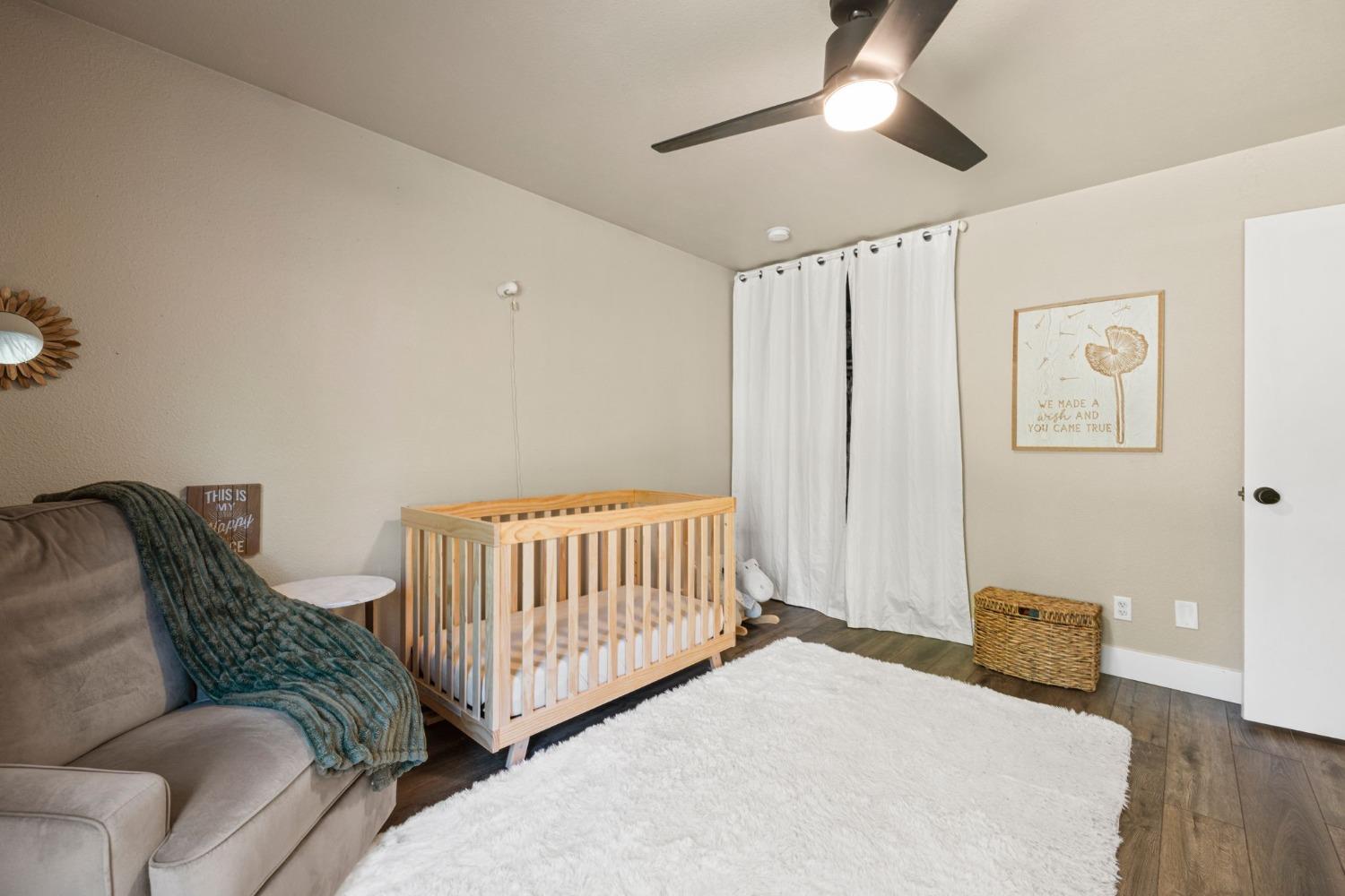 4842 Northern Lights Road Placerville, CA 95667 - Photo 19 of 26 a bedroom with furniture and a window