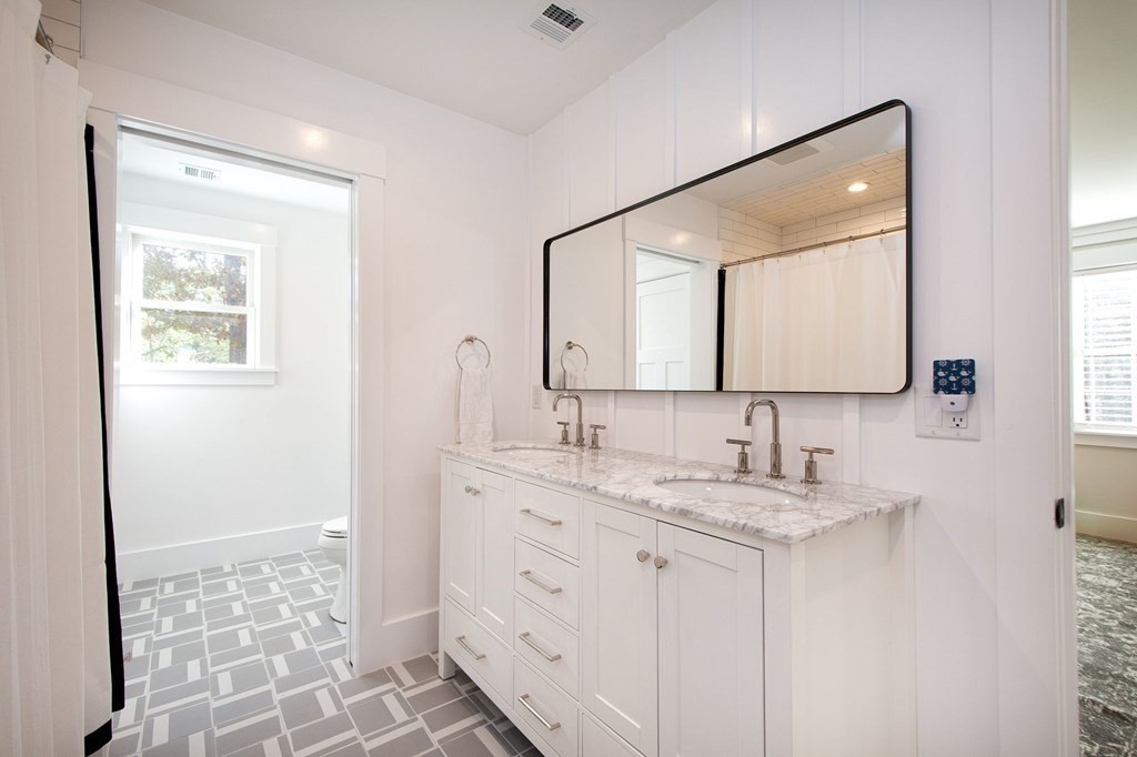 780 First Parish Road Scituate, MA 02066 - Photo 21 of 41 Gallery Image 21