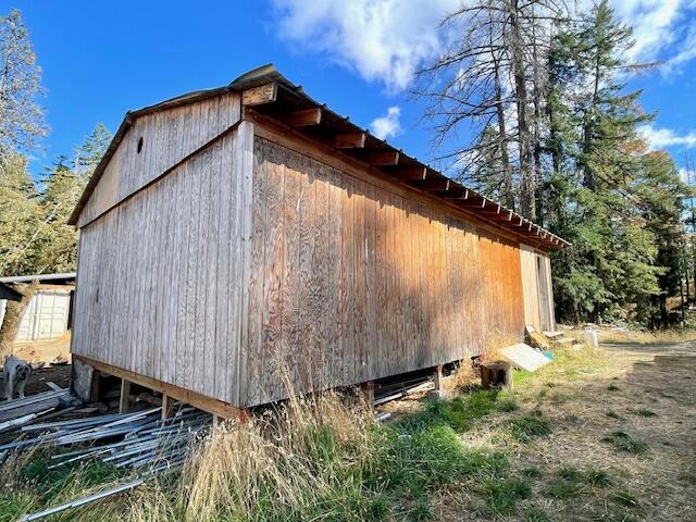 20 Burr Valley Road Bridgeville, CA 95526 - Photo 2 of 15