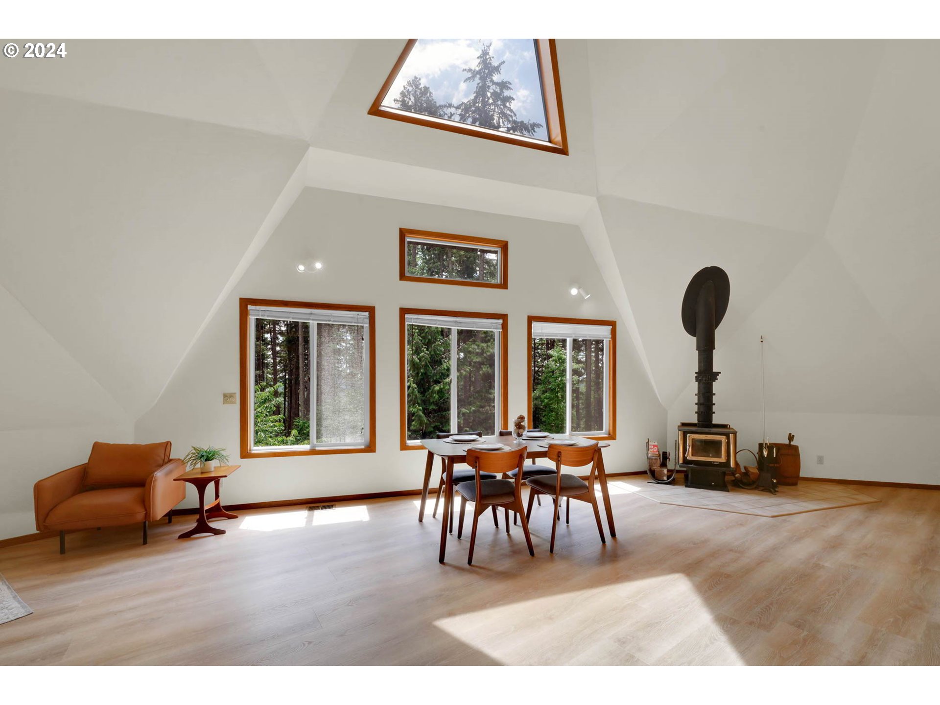 84679 Arlie Road Eugene, OR 97405 - Photo 9 of 45 Gallery Image 9