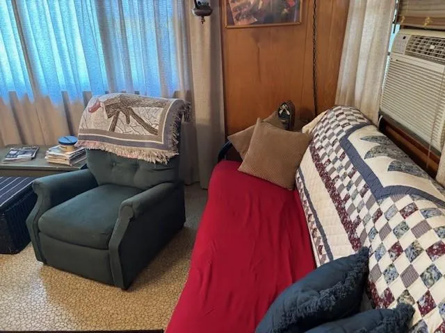 $114,900 | 216 North Sunset Terrace, Toronto, KS 66777