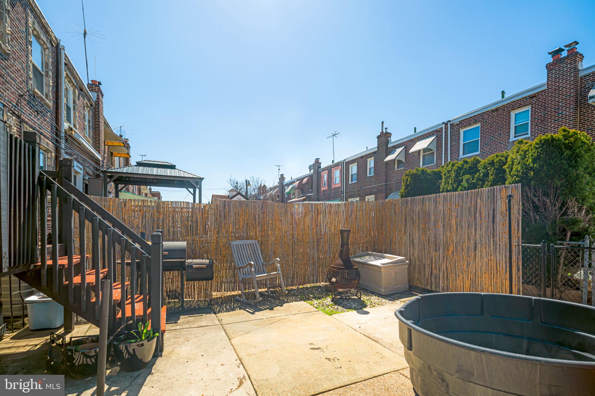 2822 South 9th Street Philadelphia, PA 19148 - Photo 21 of 23 Back patio area