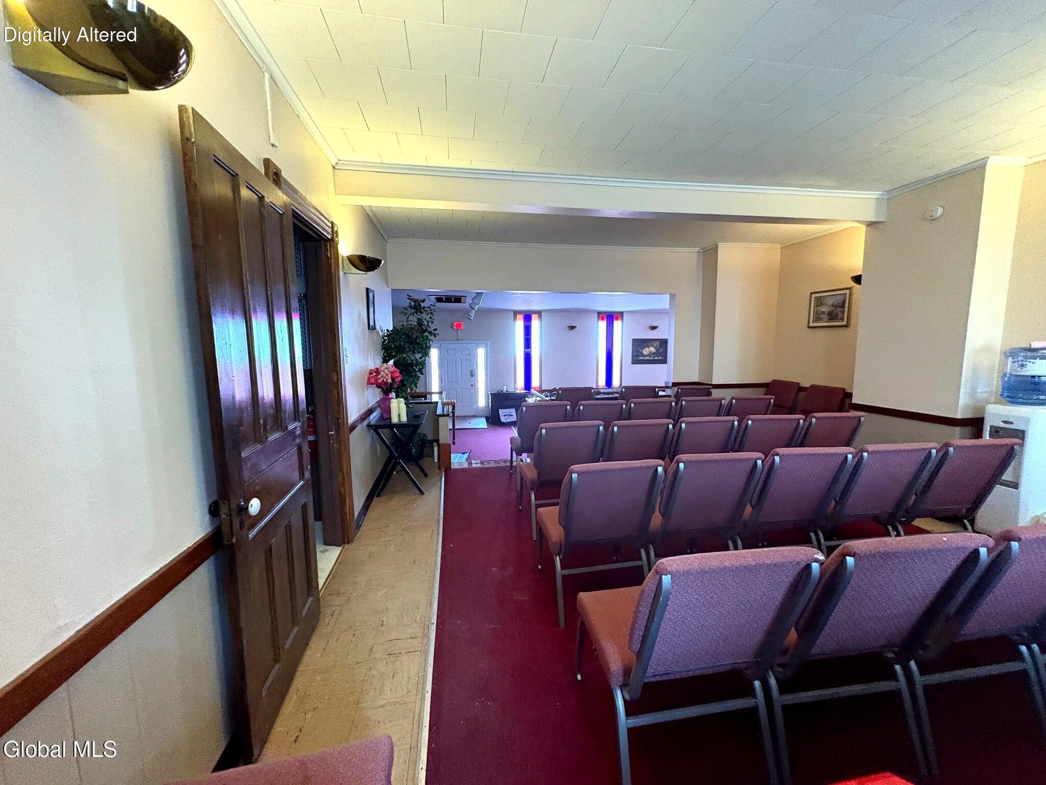 322 Hulett Street Schenectady, NY 12307 - Photo 5 of 15 IMG_3127_edited