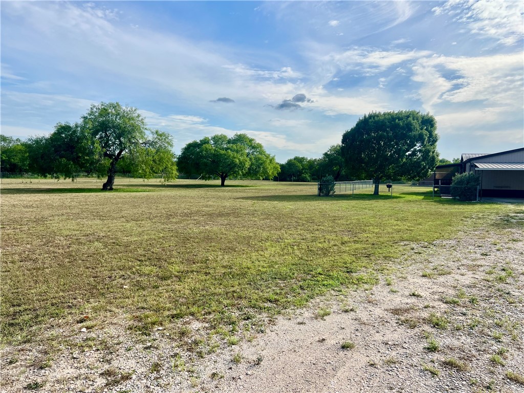 6032 Sundance Circle Mathis, TX 78368 - Photo 9 of 31