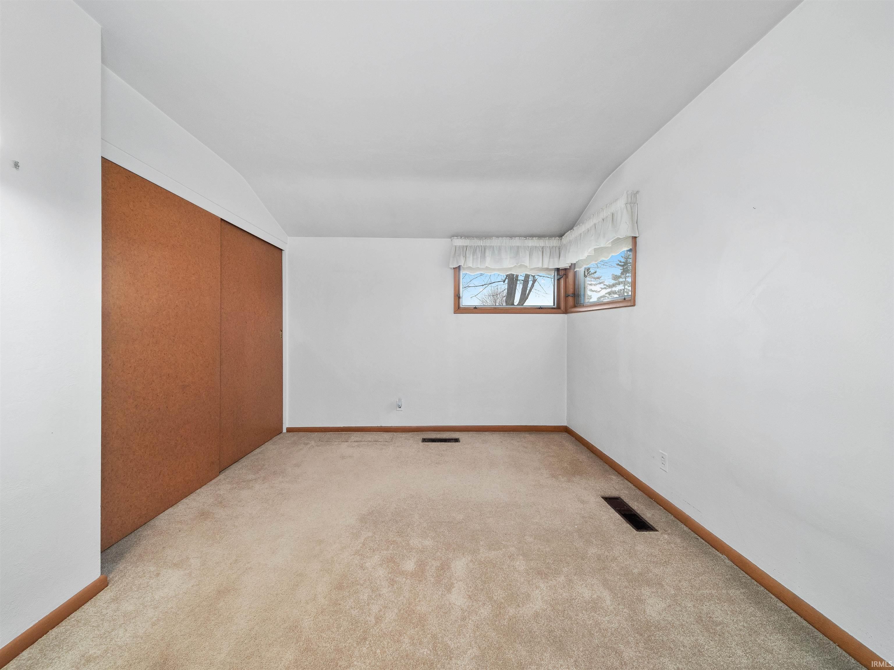 301 Elm Street Butler, IN 46721 - Photo 21 of 36