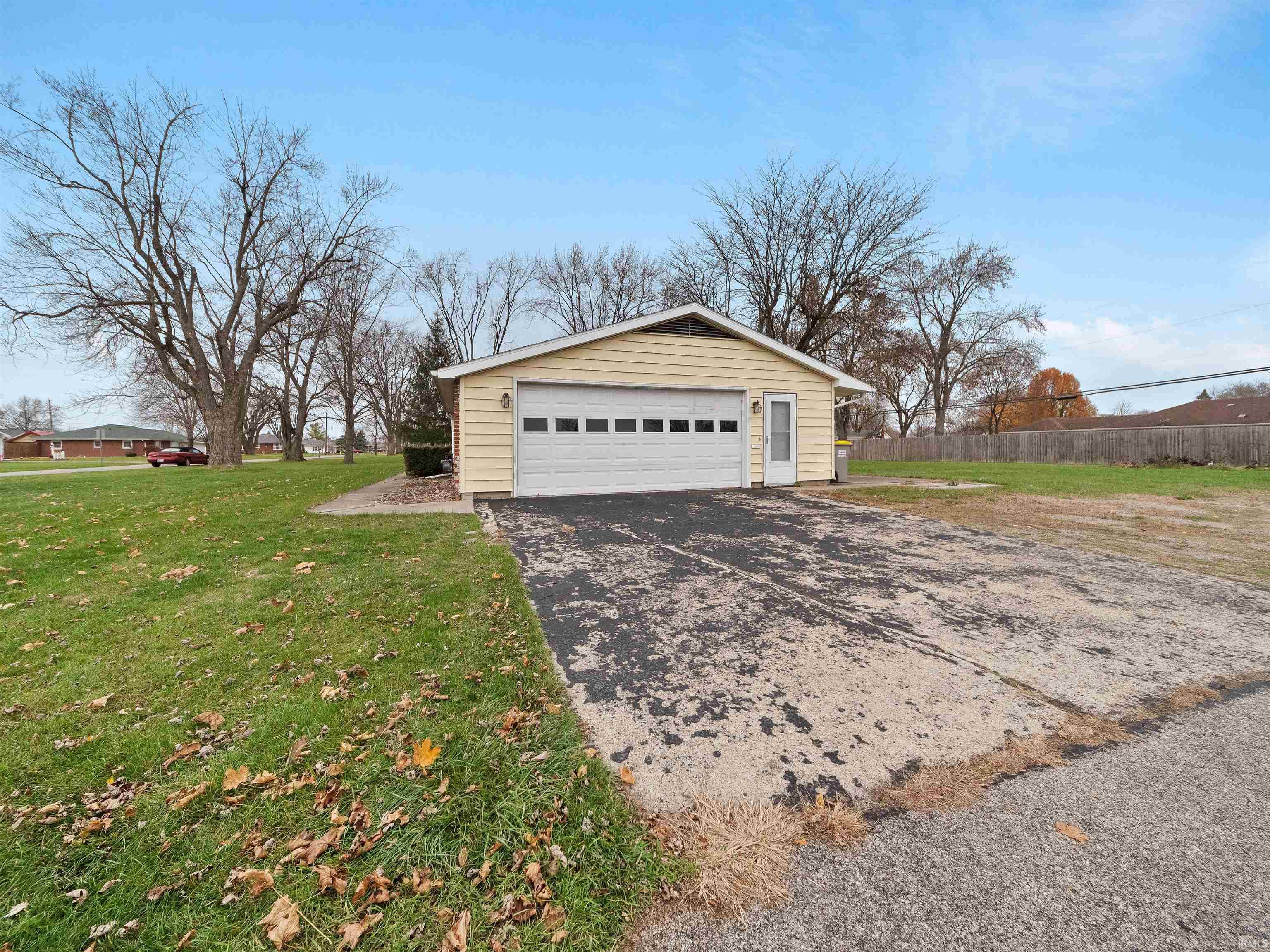301 Elm Street Butler, IN 46721 - Photo 31 of 36