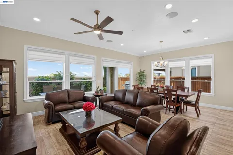 $1,000,000 | 1601 Chianti Lane, Brentwood, CA 94513