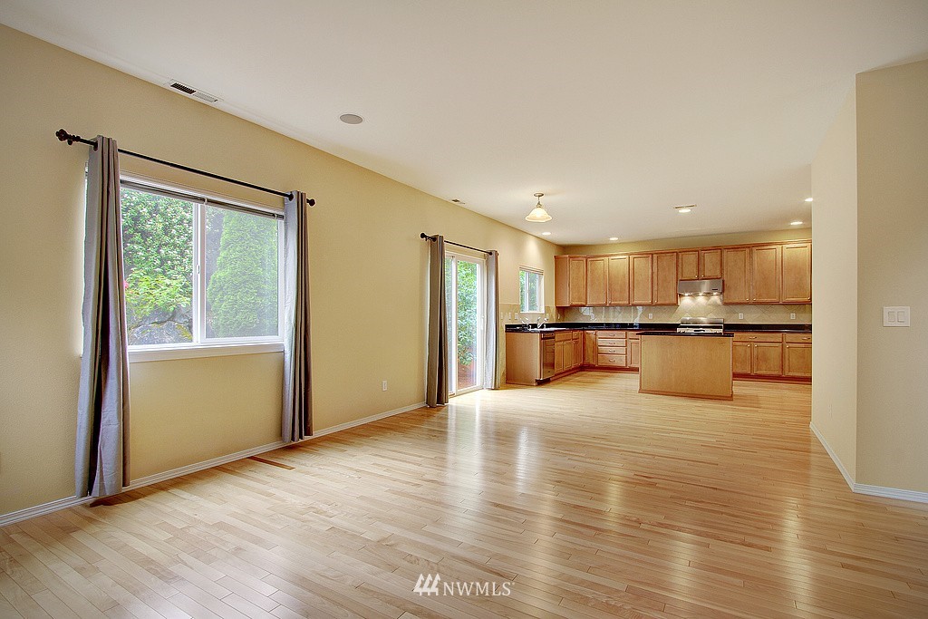 23212 27th Drive Southeast Bothell, WA 98021 - Photo 8 of 18