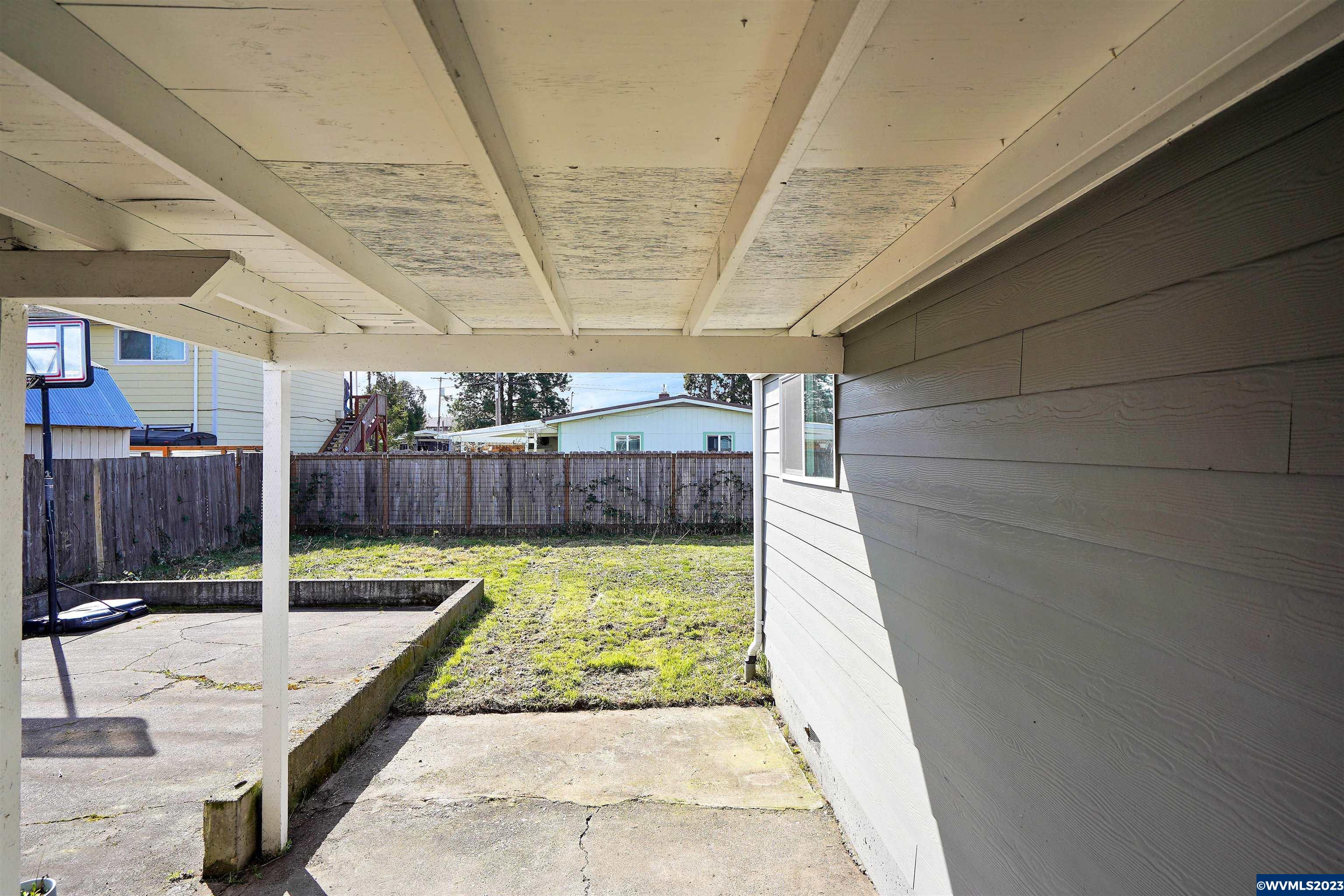 940 19th Avenue Southwest Albany, OR 97321 - Photo 23 of 27 Gallery Image 23