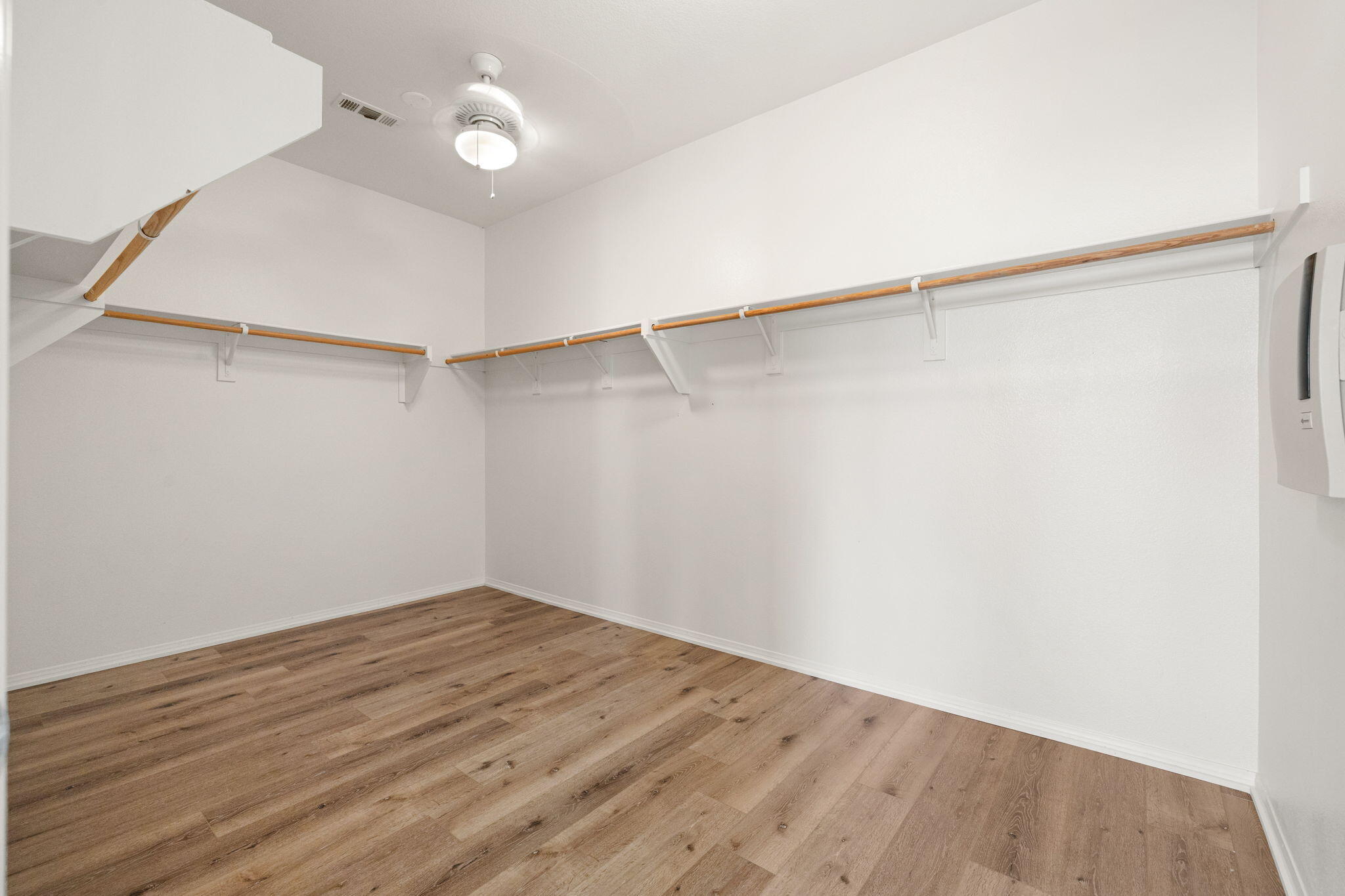 37576 Breydon Street Indio, CA 92203 - Photo 13 of 35 55-web-or-mls-2H8A5882