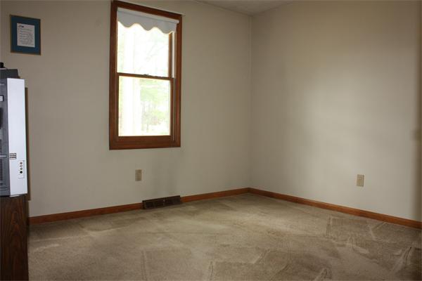 39 Maplewood Road Pembroke, MA 02359 - Photo 8 of 10 Gallery Image 8