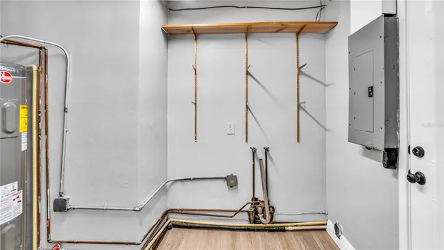 $2,300 | 11912 McMullen Loop, Riverview, FL 33569