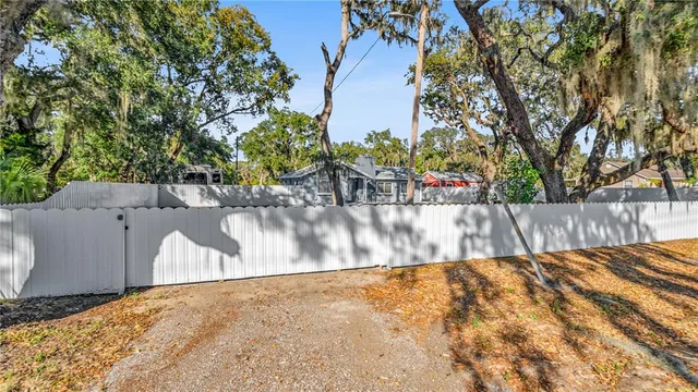 $2,300 | 11912 McMullen Loop, Riverview, FL 33569