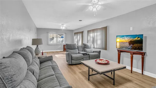 $2,300 | 11912 McMullen Loop, Riverview, FL 33569