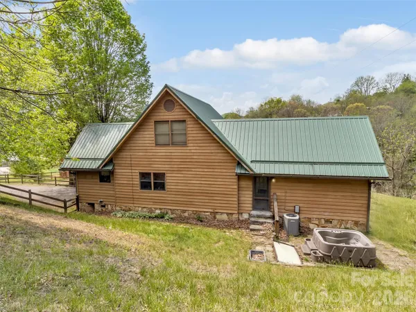 $319,000 | 61 Lucy Drive, Canton, NC 28716