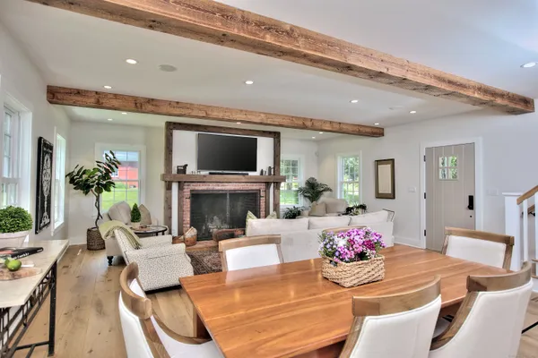 $10,000 | 55 Kings Highway North, Westport, CT 06880