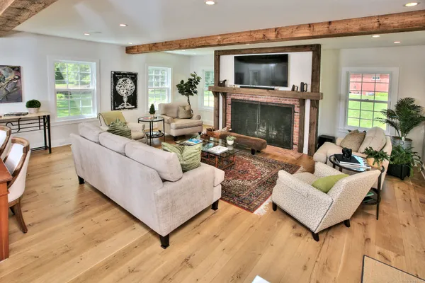 $10,000 | 55 Kings Highway North, Westport, CT 06880