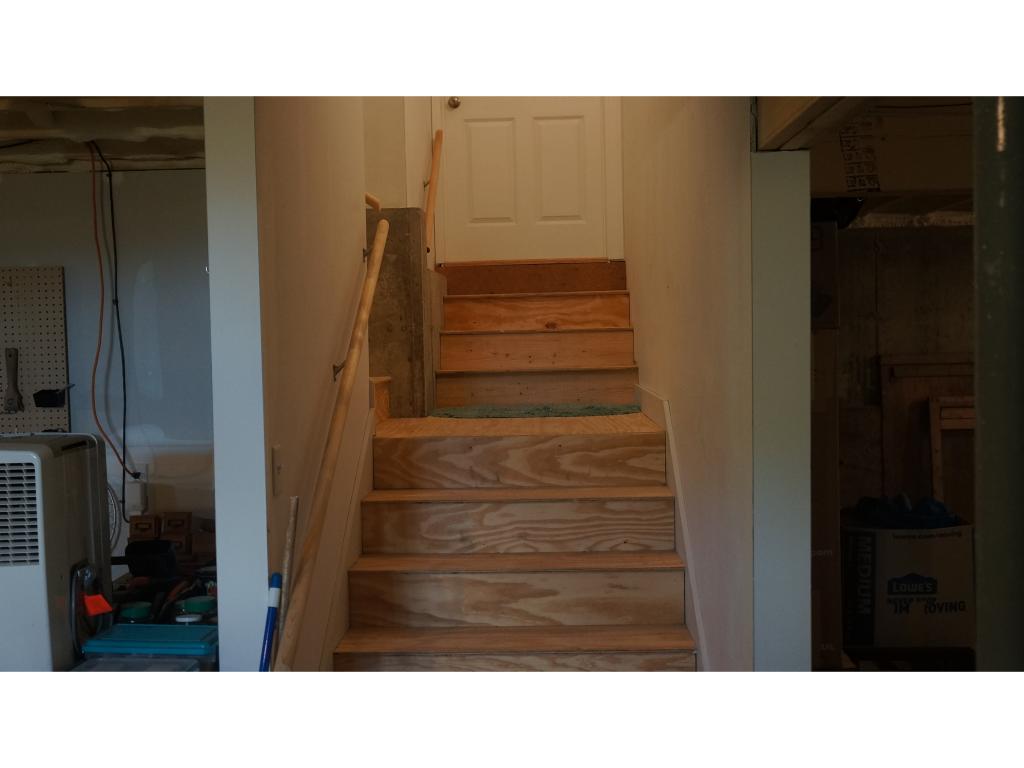228 Old County Road North Deering, NH 03244 - Photo 27 of 32