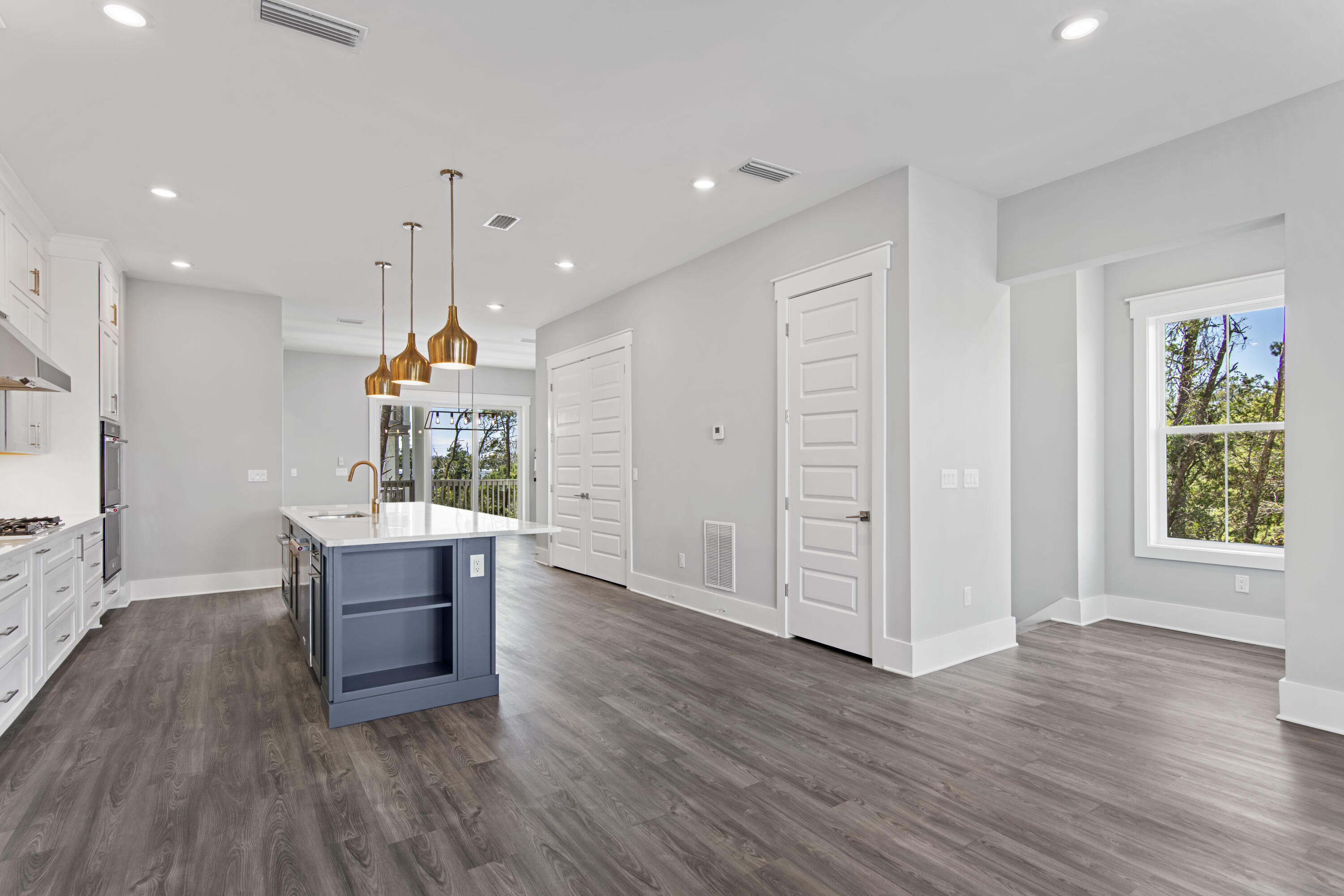 27 West Queen Palm Dr Inlet Beach Inlet Beach, FL 32461 - Photo 32 of 92 Foyer/Kitchen