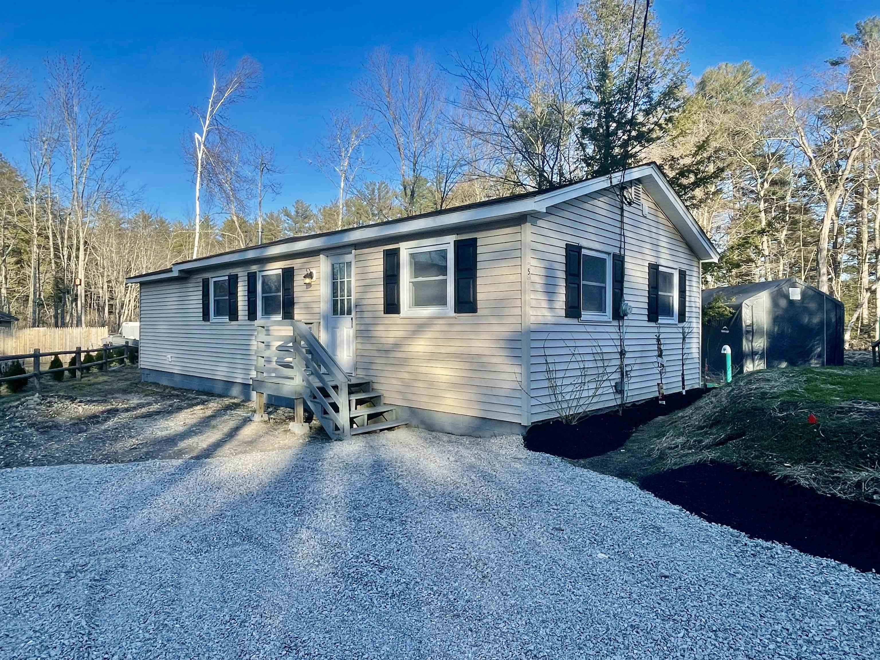 5 Ferndale Road Raymond, NH 03077 - Photo 29 of 30 Gallery Image 29